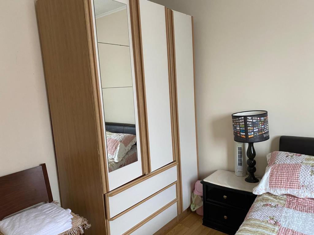 Specious Room In Northolt Northolt  Exteriér fotografie